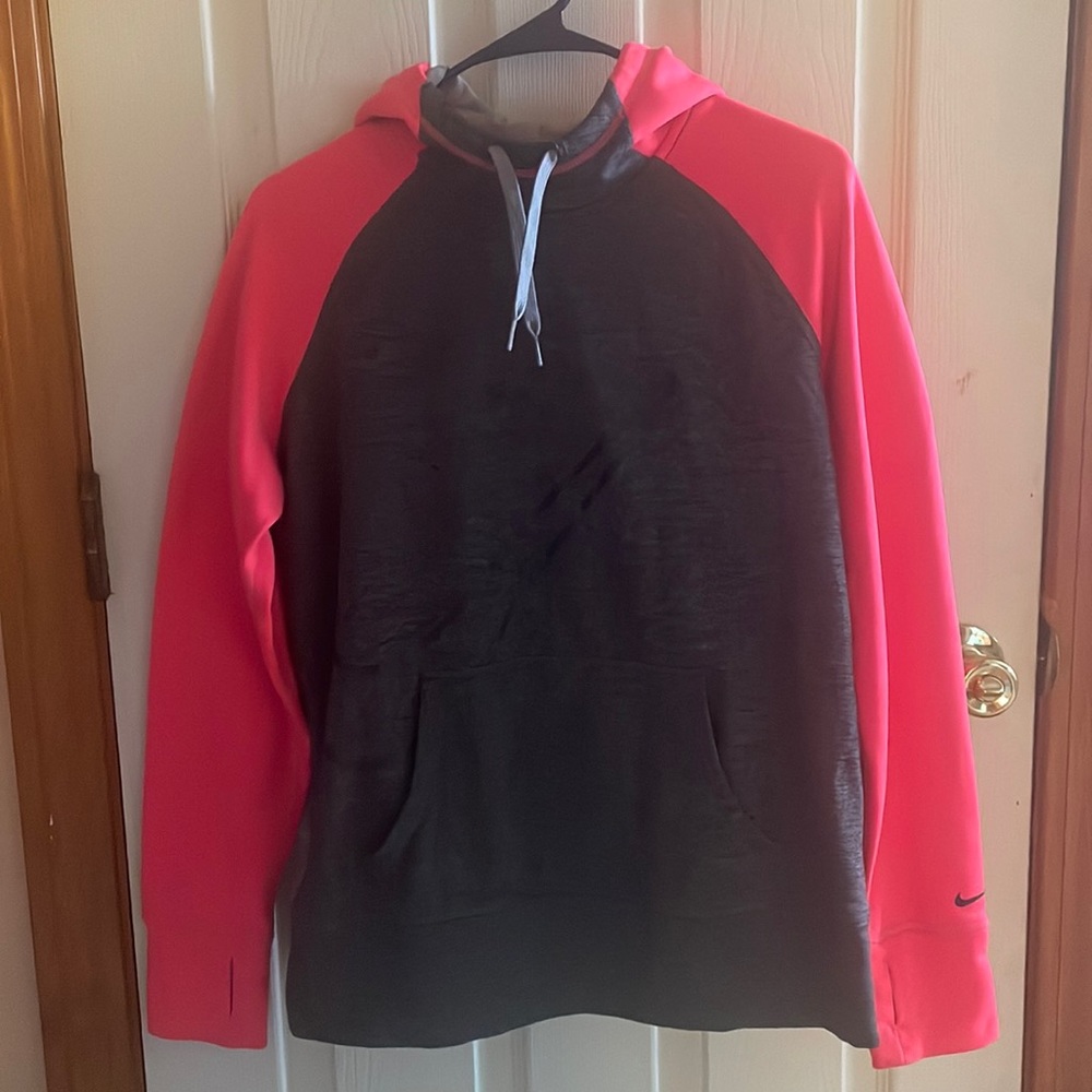 Nike Therma Fit large fleece lined pink and gray hoodie sweatshirt